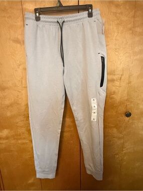 NWT- Old Navy Active Joggers Light Gray Sweatpants Men Size Medium